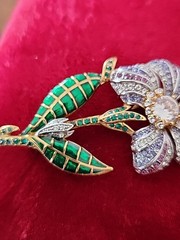 Metropolitan Museum of Art signed MMA.V&A.CN Flower Brooch Victoria & Albert