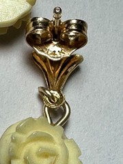 Vintage 14K Yellow Gold White Coral Rose Flower Dangle Earrings 1.09 GR.