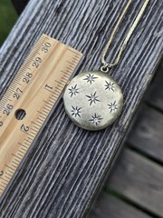 Vintage Starburst Locket Necklace Gold Tone Chain Long Celestial Y2K