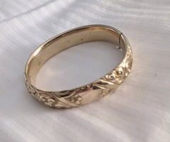 Victorian Gold Filled bangle Detailing A Floral Scrollwork