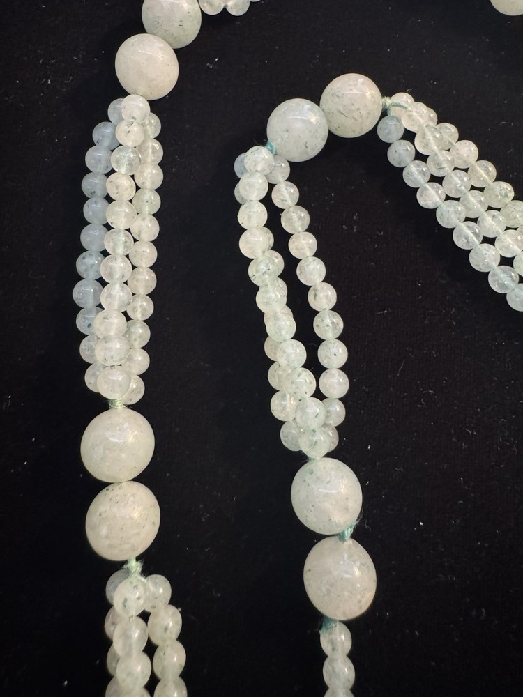 Vintage Chinese Green Jadeite Beaded 3 Strands Alternating 10mm Beads