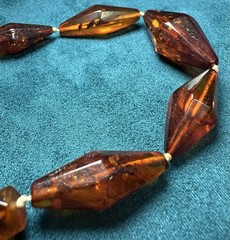 Amber Vintage Necklace 21 Grams