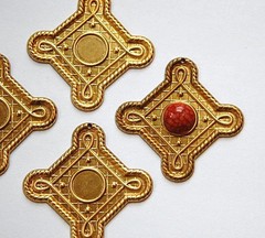 1 Hole Raw Brass Square Pendant with 9mm Setting (4) mtl366B
