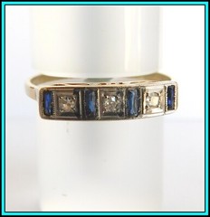 18K Yellow Gold Vintage ANTIQUE RING with Diamonds & Sapphires – Size 8½