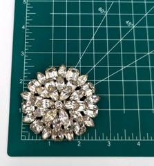 Weiss Clear Crystals Rhinestones Dome Flower Shape Vintage 1950s Brooch Pin