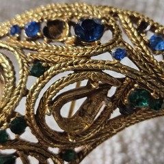 Vintage Unsigned La Roco Paisley Crescent Moon Brooch Gold Tone REPAIR AS-IS