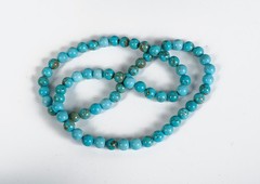 Vintage Round Shape Turquoise Color 1/2″ Bead Necklace 32″ Length – Near Mint
