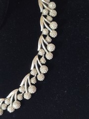 Vintage Trifari Signed Silver Tone Cherries Link Choker Necklace 14″-16″ 1950’s