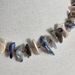 Single-Strand Choker Necklace Irregular Cut Abalone Chips Blue, White & Pink