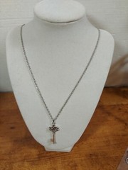 Antique Silver Tone Skeleton Key 22″ Round Link Chain Necklace