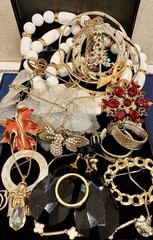 Vintage Estate Costume Jewelry Lot ! NAPIER, AVON and more!