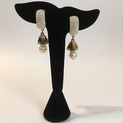 Drop Clip-on Earrings White Faux Pearl Crystal Rhinestones Gold Tone Metal