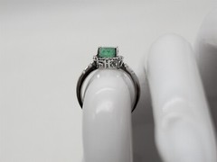 Scott James $5000 1.50ct Colombian Emerald Diamond 18k White Gold HALO Ring