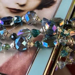 Vtg 1960’s 3-Strand Crystal Lucite Bracelet – Sz 8”-9” – Blue & Silvertone