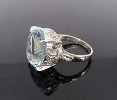 Vintage 9.43ct Oval Cut Aquamarine & 0.06ct Diamond Platinum Ring Size 6.75
