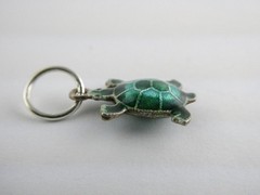 Vintage Sterling Silver Green Enameled Turtle Charm Pendant 1g 7/8 Inch Length