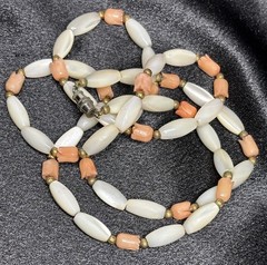 Vintage Mother Of Pearl Angel Coral Carved Tulip Necklace Barrel Clasp 28 in