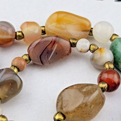 Vintage Southwest Tumbled Agate Jade Quartz Stone Brass Bead 20″ Necklace