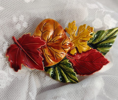Vintage 2 TONA Fall Autumn Leaves Acorns Brooches – Colorful