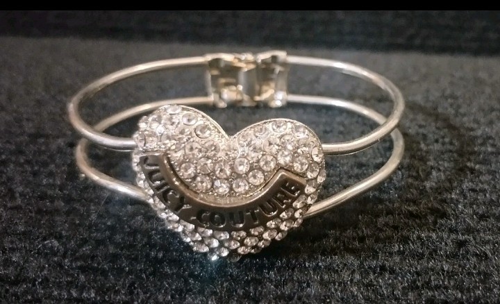 Vintage Juicy Couture Hinged Bangle Bracelet Puffy Heart