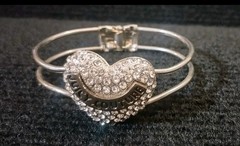 Vintage Juicy Couture Hinged Bangle Bracelet Puffy Heart
