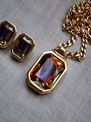 Vintage KJL (Kenneth Jay Lane) Mystic Stone Jewelry Set of Necklace Earrings