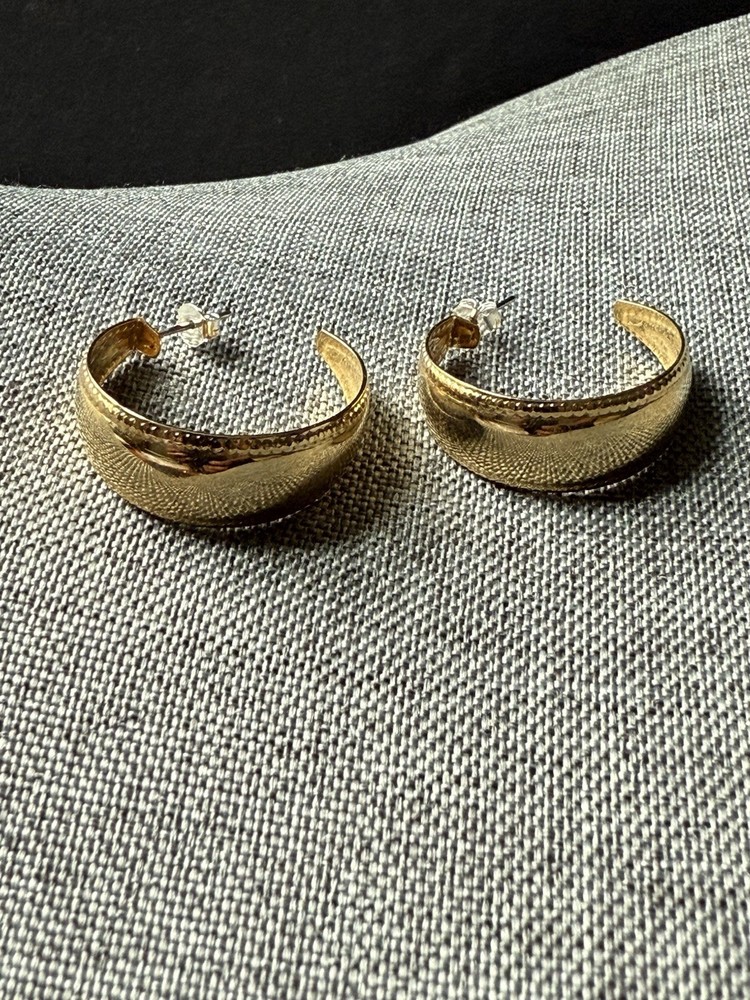 Vtg. Half Hoop Earrings Gold Tone Classic Minimalist Career Capsule Workwear Mod