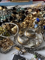 Lot Of Vintage Jewelry 50 ++ Pieces. Reseller Lot Some Signed. Not Tested.