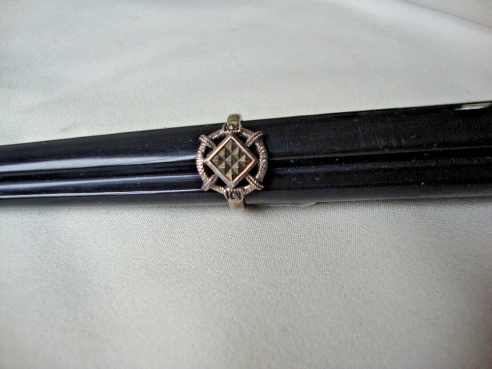 VINTAGE 1970-80s MARCASITE RING STERLING SILVER STAMPED 925 SZ 5.25