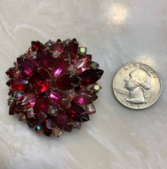 VTG. GOLD TONE RED RHINESTONE & CLEAR AB 3-D RHINESTONE BROOCH 2”