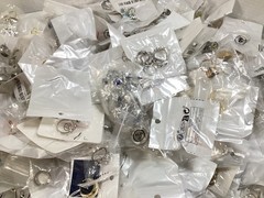 3lb Unsorted Modern Costume Rings Jewelry (M/F) Many Sizes Designs