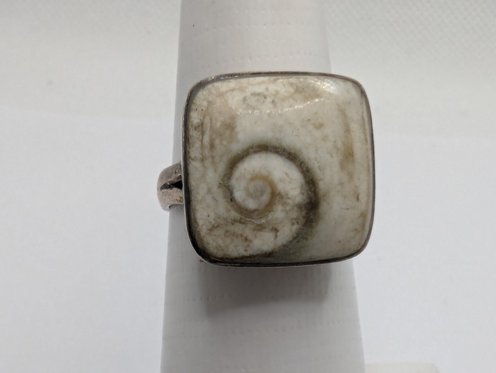 Vintage Sterling Silver 925 “Shiva Eye” Shell Square Ring Size 5.75