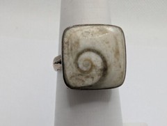 Vintage Sterling Silver 925 “Shiva Eye” Shell Square Ring Size 5.75