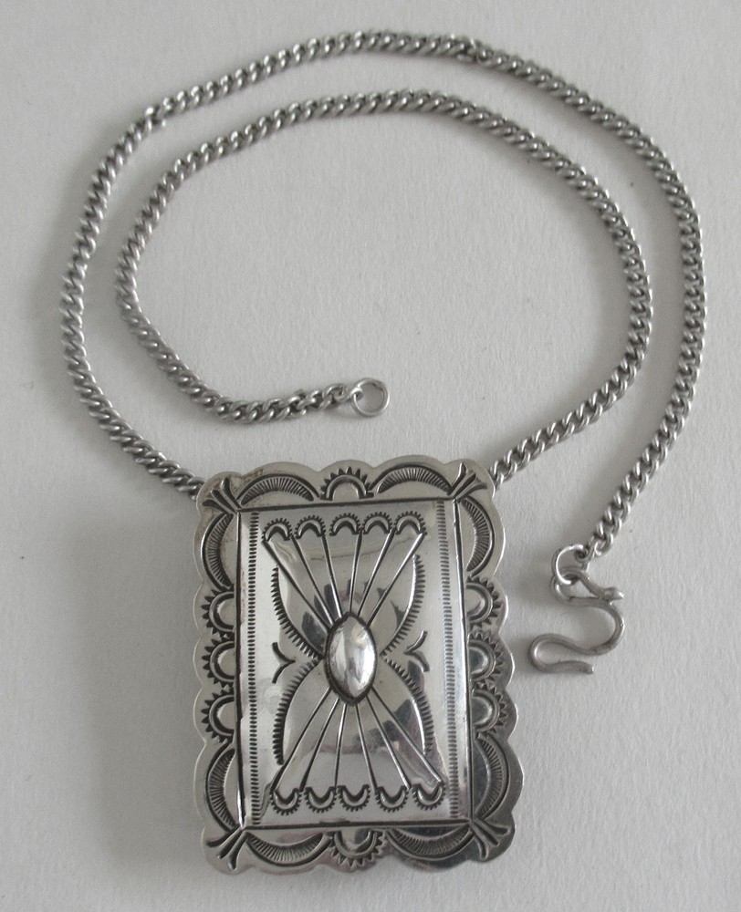 UNISEX NAVAJO STERLING NECKLACE MONEY CLIP PENDANT, 2 INCHES PEND, 18 INCH CHAIN