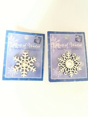 Vtg Lot of 2, Russ – Visions of Winter, Snowflake Pins, Silver Plated Pewter 