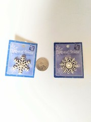 Vtg Lot of 2, Russ – Visions of Winter, Snowflake Pins, Silver Plated Pewter 