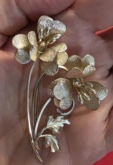 Vintage Silver Tone Floral Brooch Pin & Clip Earrings Flowers