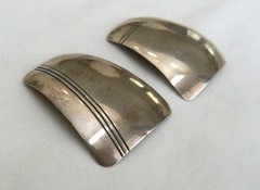 1 5/8″ LONG VINTAGE MARIAN NEZ NAVAJO NATIVE AMERICAN STERLING SILVER EARRINGS