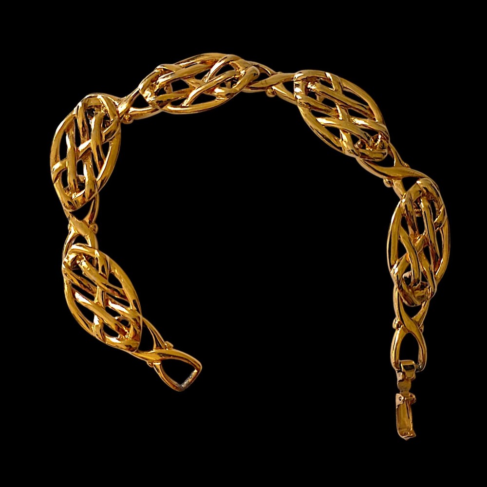 Napier Ornate Chain Link Bracelet Vintage Gold Tone Open Work Filigree Rococo
