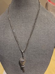 VTG Celebrity Silvertone Pendant Necklace W/Black Bead & Filagree 3 strand chain
