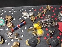 Lot Over 40 Pins Mostly Military Pins Militaria Lot AAB 16