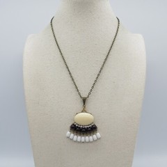 Ivory Color Cabochon Pendant Necklace Boho Cute Everyday Wear 18″