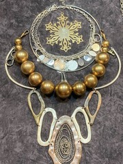 3 LB JEWELRY TREASURE HUNT Gold & Silver Tone, Rhinestones UNSEARCHED & UNTESTED
