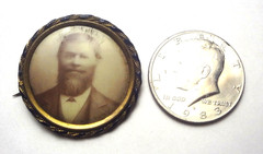 c1898 ANTIQUE MOURNING PIN with CLASSIC CELLULOID PHOTO in ORNATE BRASS & GOLD
