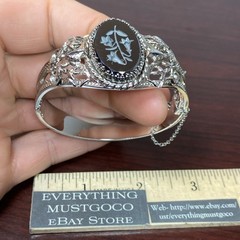 Whiting & Davis Intaglio Lily Flower Cameo Silvertone Hinged Bracelet Mesh Bags