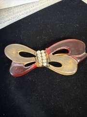 RARE Vintage Bakelite Amber Carved Bow Pin Brooch 3.25”