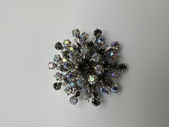 Vintage Riveted Blue Iridescent Rhinestone Star Flower Brooch 4.5cm BB1