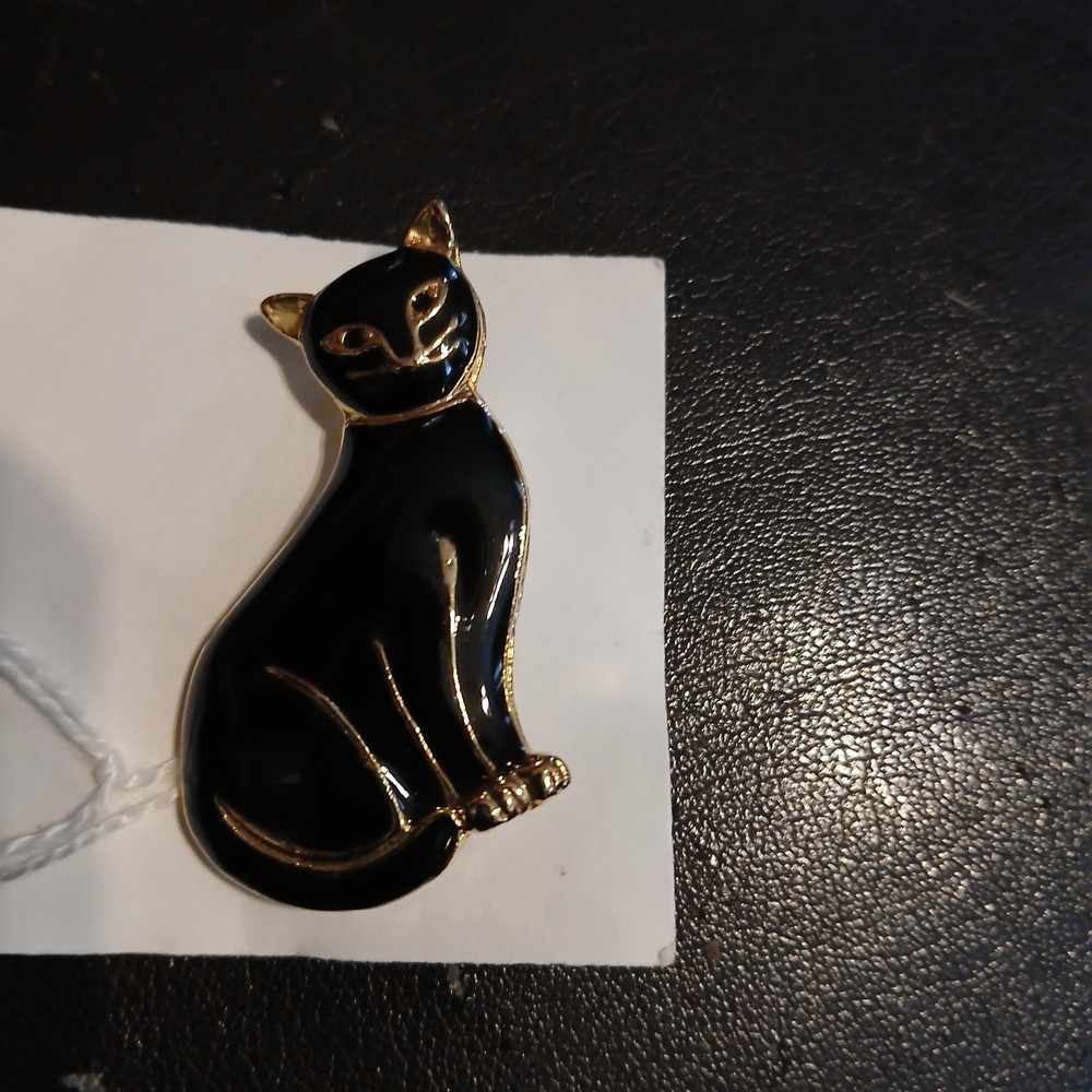 Vintage Enameled Black Cat Brooch Pin