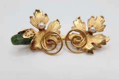 Vintage Gold tone Brooch Lot 4 pieces Crown Trifari MFA Butterfly Leaf Star