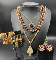 VTG beaded gorgeous autumn colors, Napier, Leru, 3 necklaces, 3 earrings – 6 pc